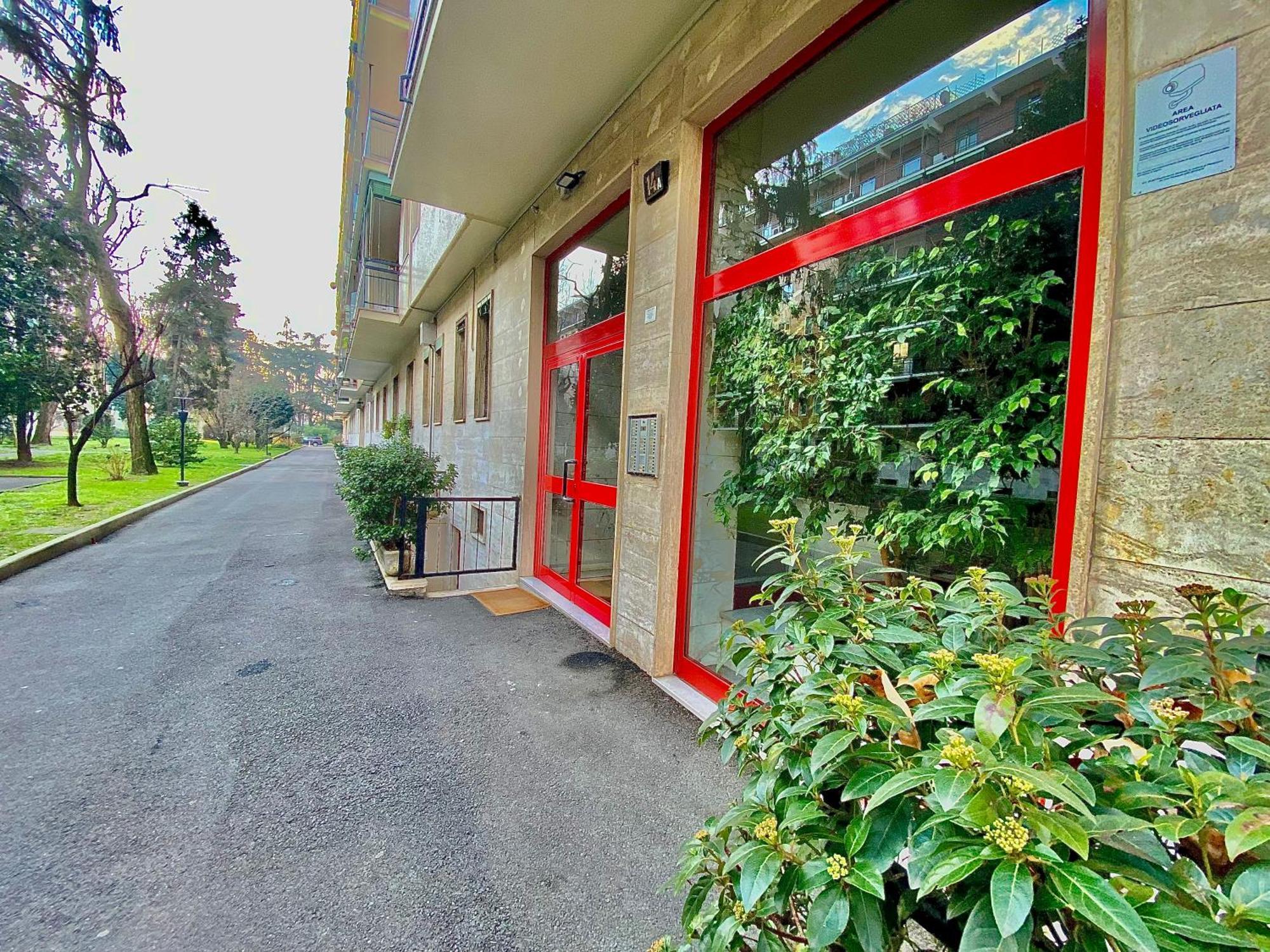 Apartamento Navigli Style, Tra Metropolitana Famagosta, Comfort E Modernita Milán Exterior foto